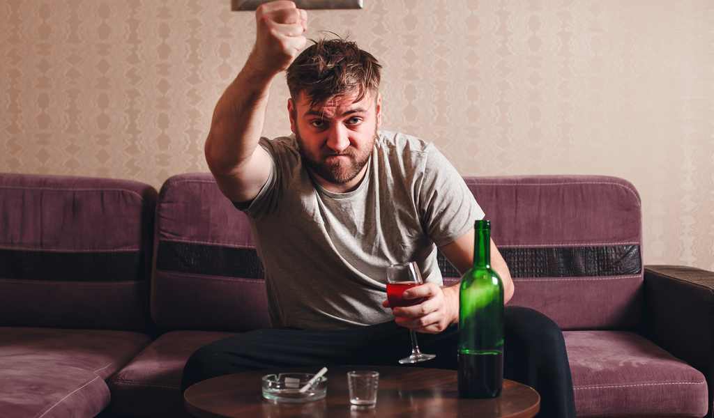 Употребление алкоголя сокращает жизнь